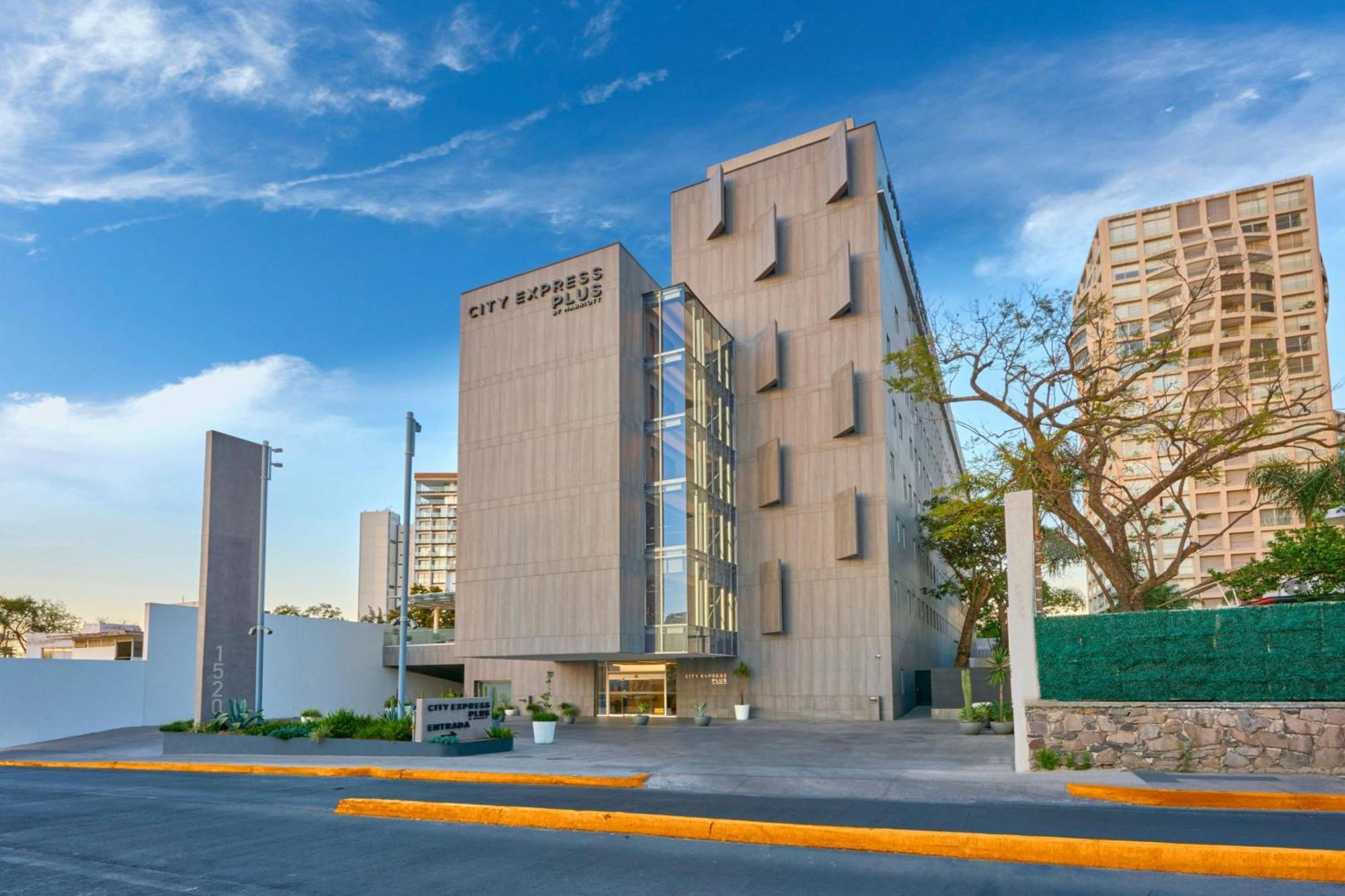 City Express Plus By Marriott Guadalajara Providencia Eksteriør billede
